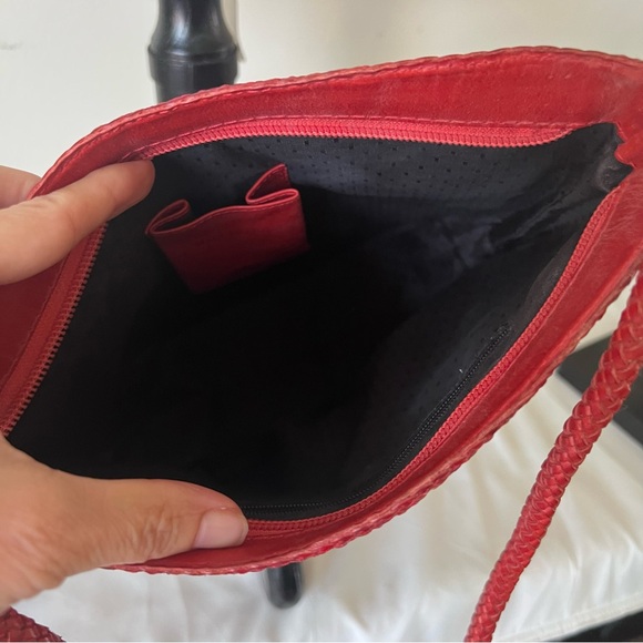 Vintage Footed Red Leather Woven Bag w/Leather Rope Cord Detail Made in Brazil - Picture 5 of 14